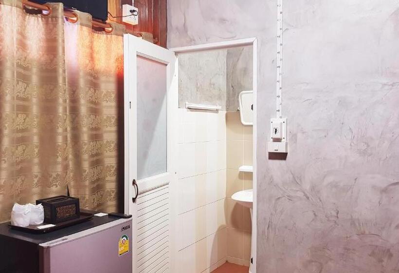 חדר סופריור לשלושה, Perfect Resort Sukhothai & Motorbikes For Rent & Bicycles For Rent