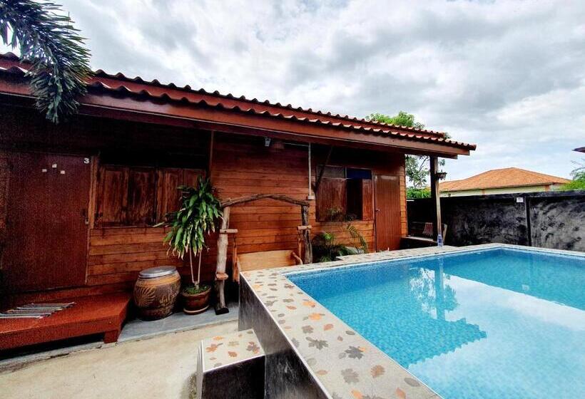 חדר סופריור לשלושה, Perfect Resort Sukhothai & Motorbikes For Rent & Bicycles For Rent