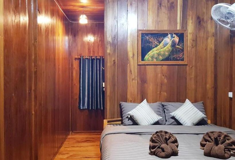 Номер Deluxe с Балконом, Perfect Resort Sukhothai & Motorbikes For Rent & Bicycles For Rent