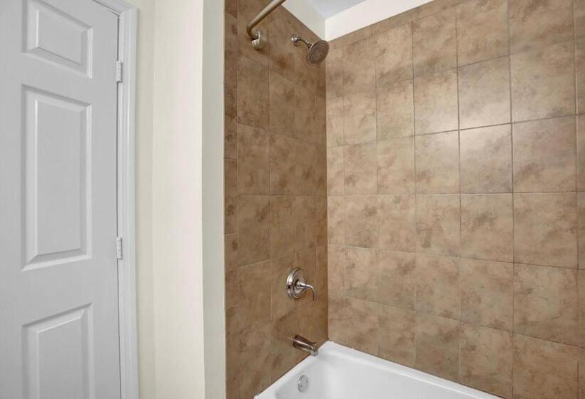 شقة غرفتين, Coconut Mallory Resort And Marina