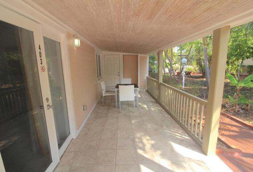 شقة غرفة واحدة, Coconut Mallory Resort And Marina