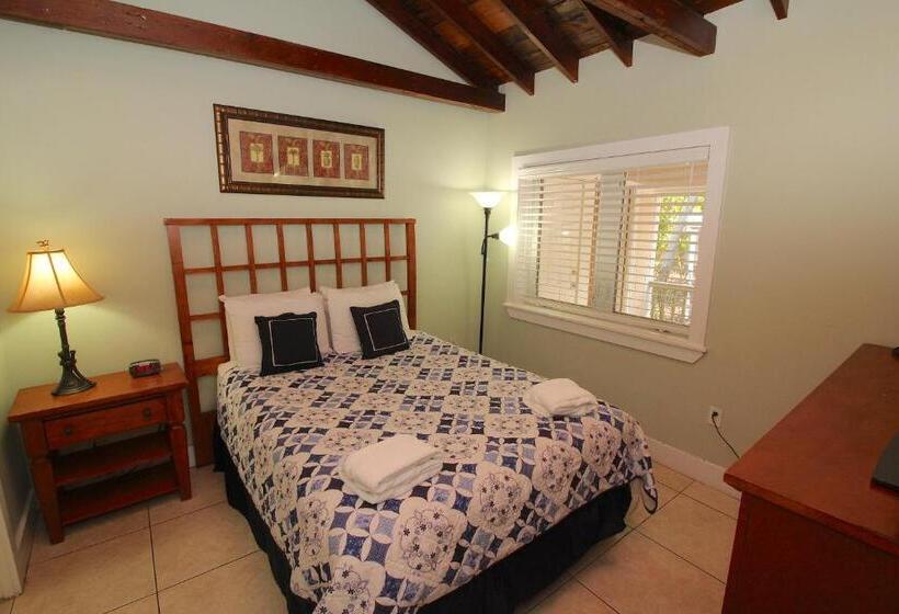 Апартаменты 1 Спальня, Coconut Mallory Resort And Marina