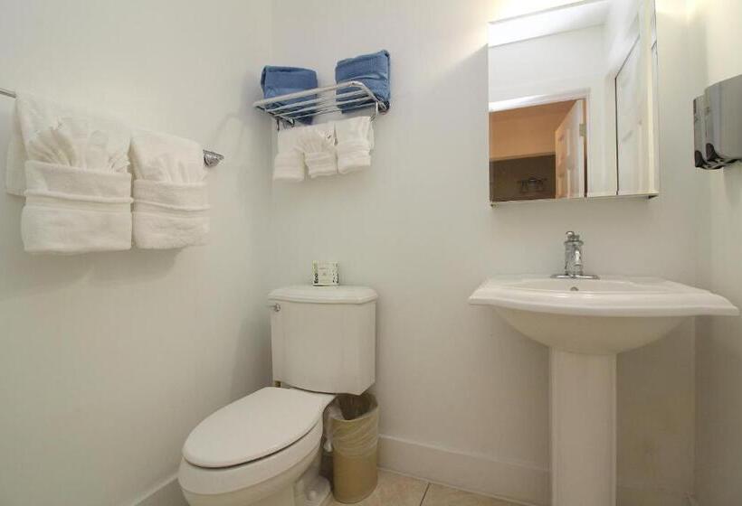 شقة غرفة واحدة, Coconut Mallory Resort And Marina