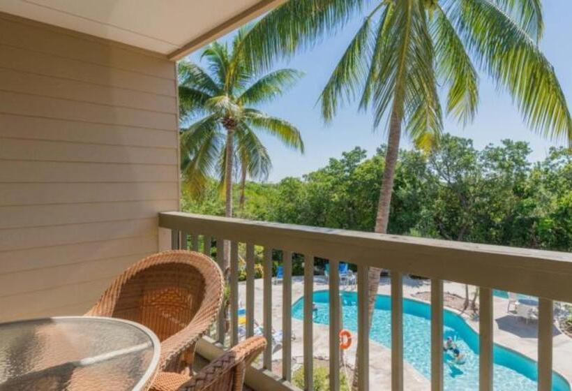Апартаменты Deluxe 1 Спальня, Coconut Mallory Resort And Marina