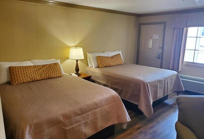 סוויטה משפחתית, Colonial House Motel