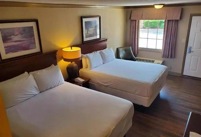 バルコニー付きスタンダードルーム, Colonial House Motel