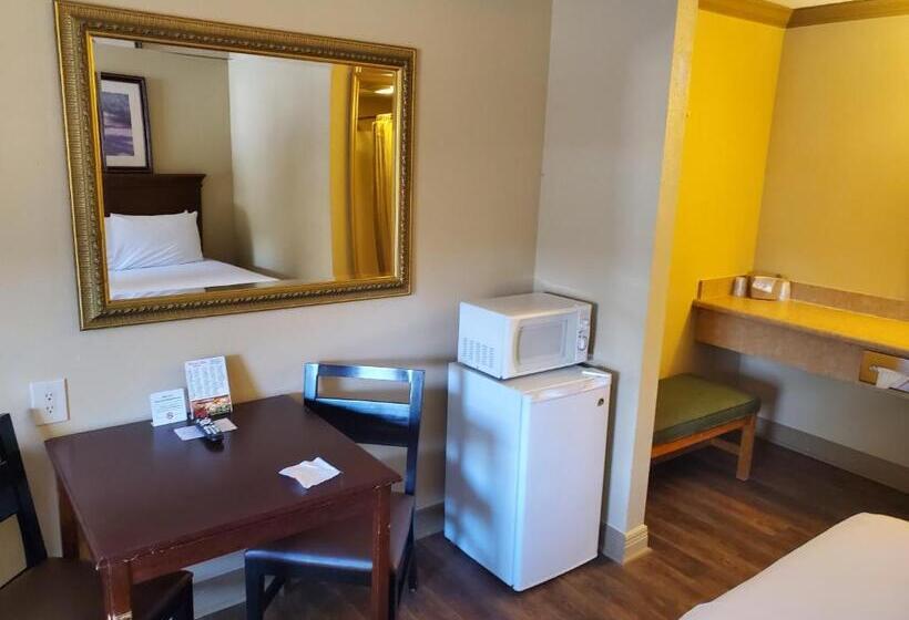 חדר סטנדרט, קומת קרקע, Colonial House Motel