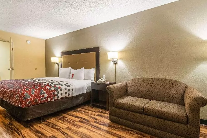 キングサイズベッドのスタンダードルーム, Econo Lodge Hillsboro I 35