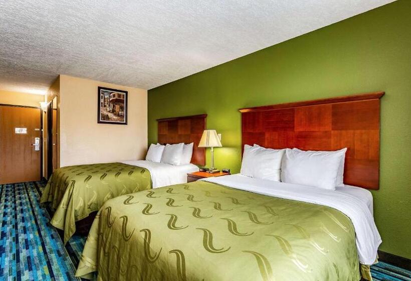标准间, Quality Inn
