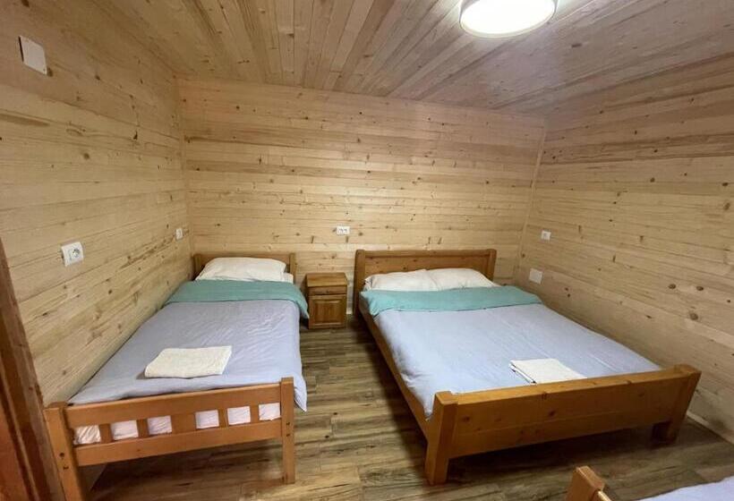 اتاق استاندارد, Lazer çardaku Guesthouse
