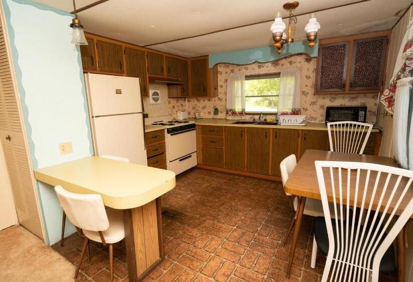 בית, חדר שינה 1, Fair Wind Motel And Cottages