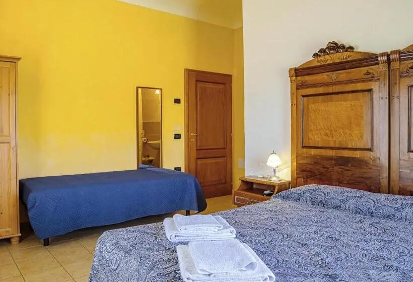 スタンダードトリプルルーム, Agriturismo Contea Di Val D'amone