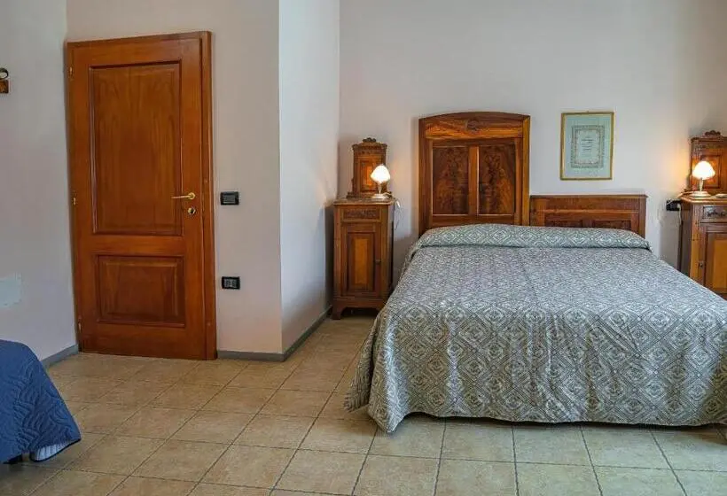 スタンダードトリプルルーム, Agriturismo Contea Di Val D'amone