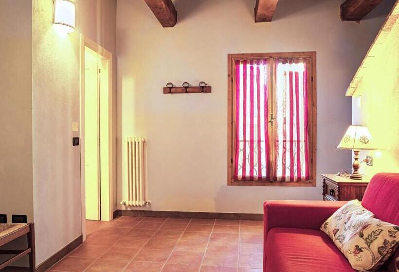 חדר סטנדרט לארבעה, Agriturismo Contea Di Val D'amone