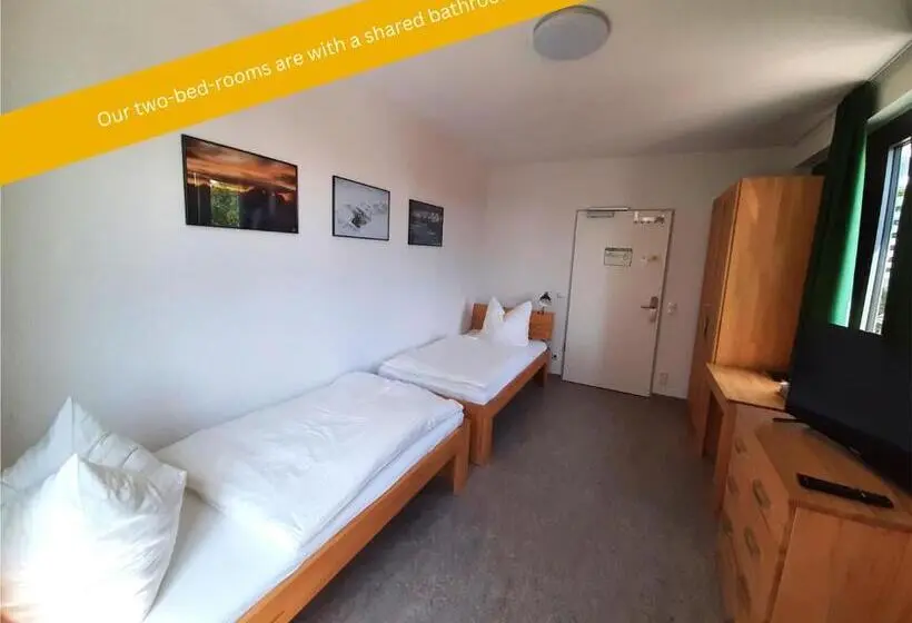 اتاق استاندارد با سرویس بهداشتی مشترک, Garni Fischerfleck In Ismaning Near Munich