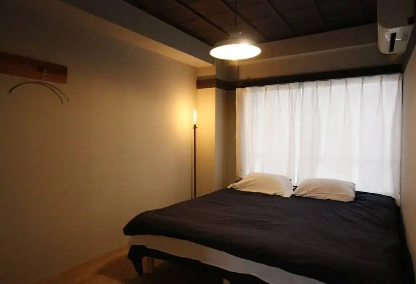 Standard-huone King-vuode, Beppu Hostel & Cafe Ourschestra   Hostel