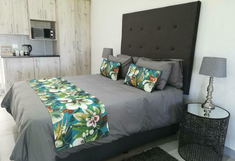 اتاق لوکس, The Gamtoos Ferry