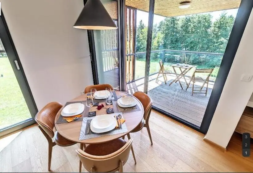 استودیو استاندارد با بالکن, Regentova Suites Ljubljana