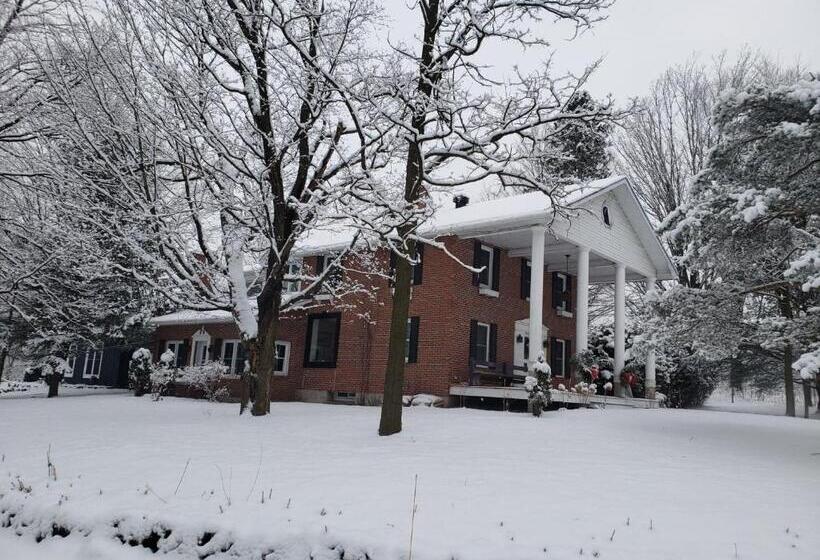 Семейное Бунгало, Auberge Du Vignoble Bromont