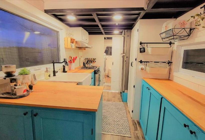 Дом 1 Спальня, Auberge Du Vignoble Bromont