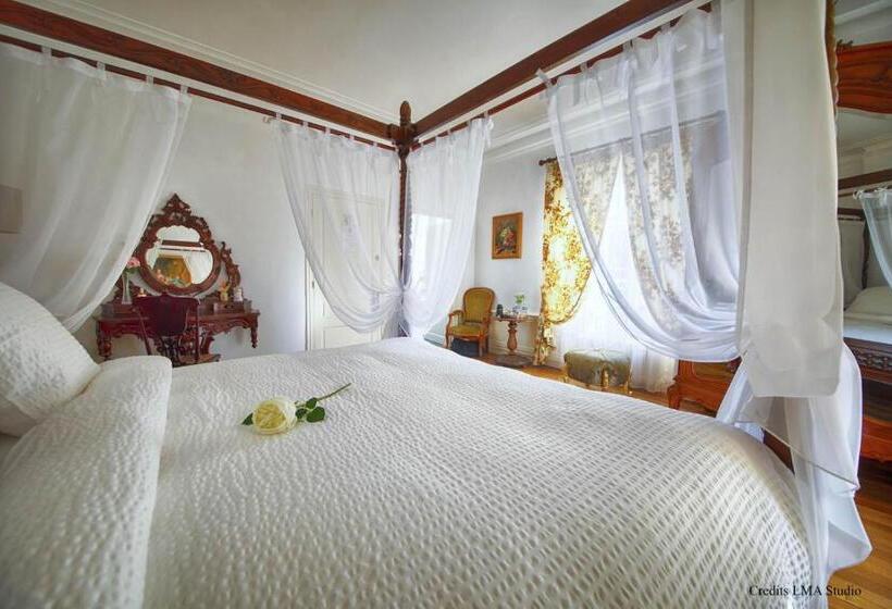 חדר דחוקס עם מיטת קינג, Maison D Hôtes De Charme La Rose De Ducey Près Du Mont Saint Michel