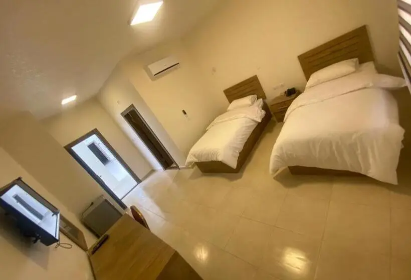 اتاق اکونومی, Almujeb