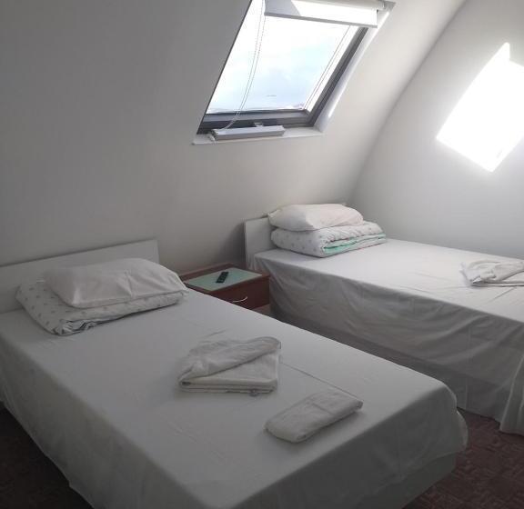 غرفة إقتصادية, Hobby