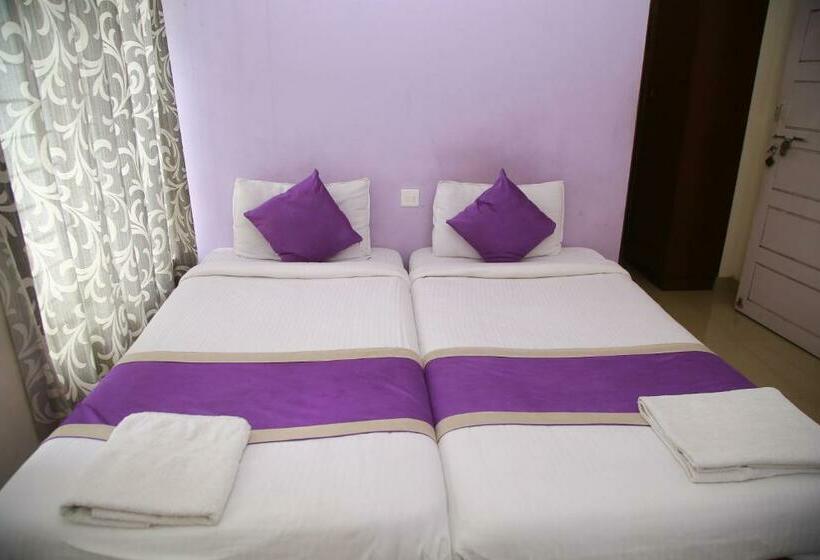 Camera Standard, V Bee Plaza