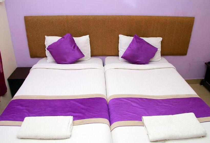 Camera Standard, V Bee Plaza