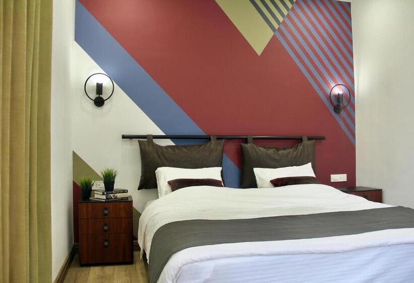 디럭스 룸, Hover Boutique