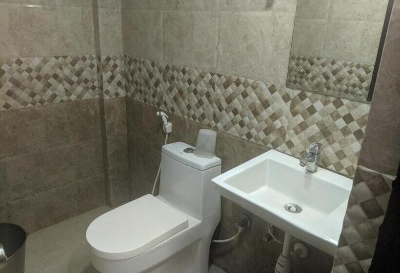 豪华房间, Aashraya