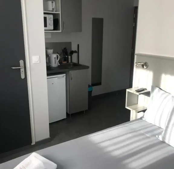 デラックススタジオ, Smart Appart Caen République