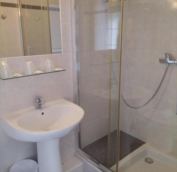 Трехместный Номер Superior, Hôtel De France La Teste Arcachon