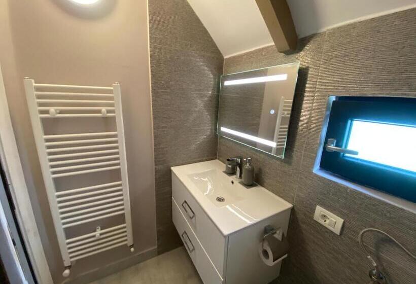 スタンダードルーム, Pensiunea Galileo