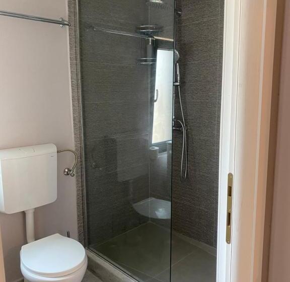 スタンダードトリプルルーム, Pensiunea Galileo