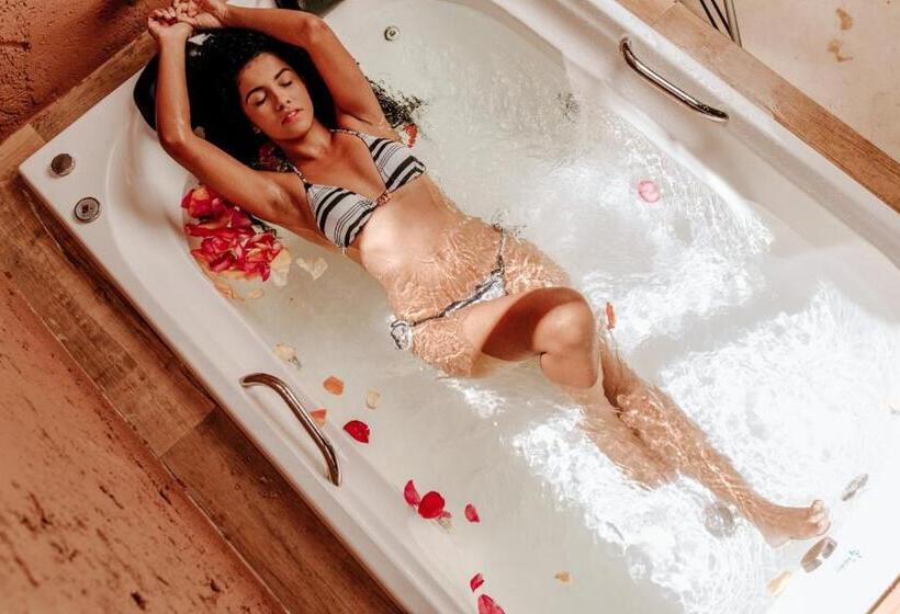 豪华洋房, Pousada Aldeia Da Serra