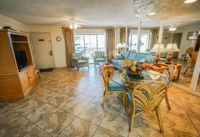 オーシャンビュースイート, Coral Reef Resort, A Vri Resort