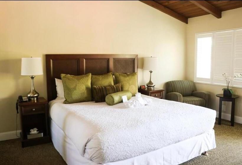 غرفة قياسية, Country Inn Motel