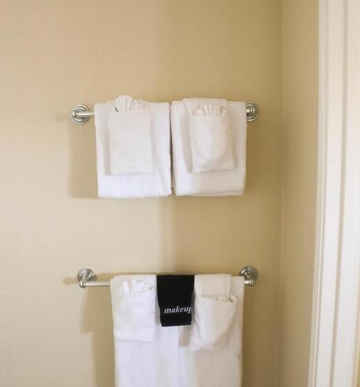 إستوديو قياسى, Country Inn Motel