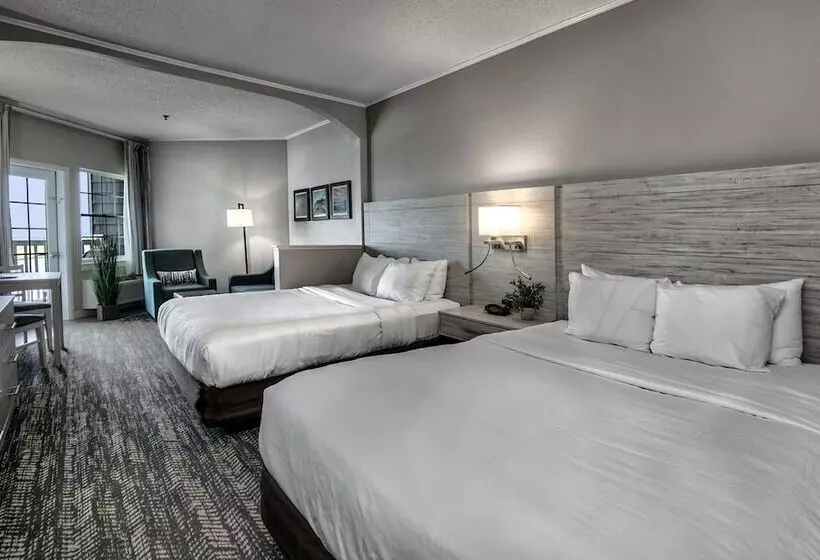 クイーンサイズベッドのスイートルーム, Comfort Suites Chincoteague Island Bayfront Resort