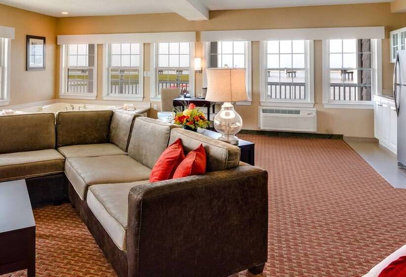 جناح رئاسى, Comfort Suites Chincoteague Island Bayfront Resort