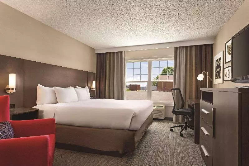 キングサイズベッドのスタンダードルーム, Country Inn & Suites By Radisson, Buffalo, Mn