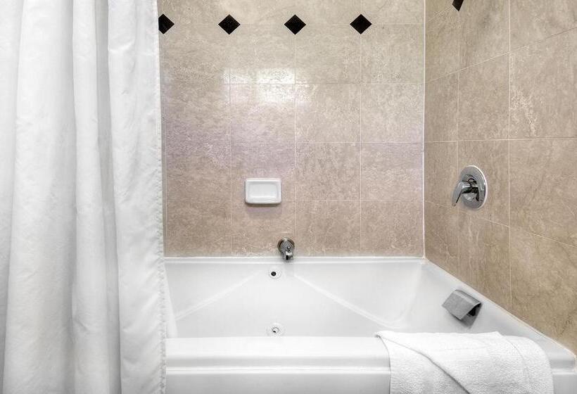 غرفة قياسية سرير كينج, County Inn