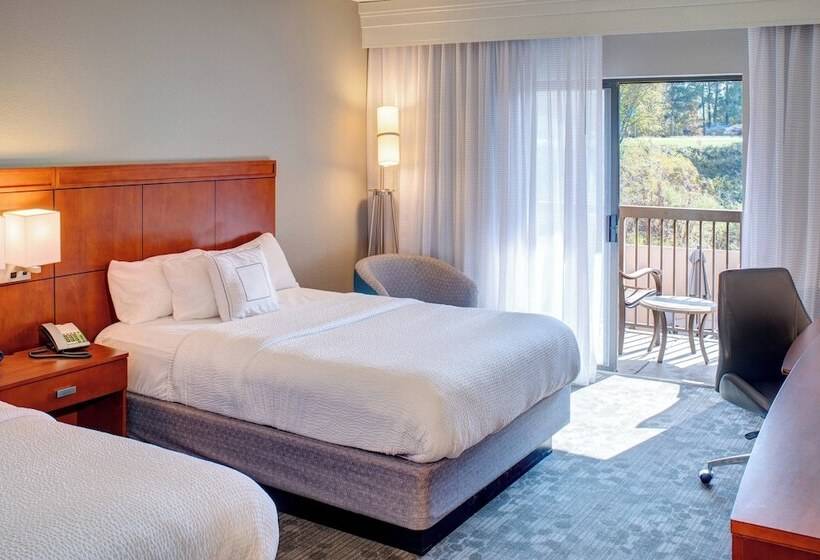 חדר סטנדרט שתי מיטות זוגיות, Courtyard By Marriott Columbia Northeast/fort Jackson Area