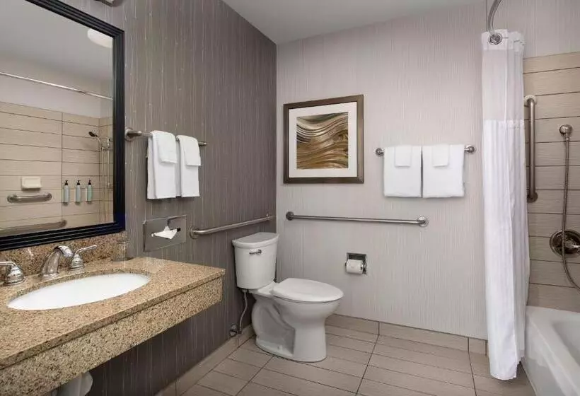キングサイズベッドのスタンダードルーム, Courtyard By Marriott Portland Tigard