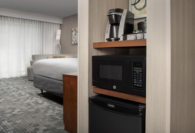 Стандартный Номер Кровать Кинг, Courtyard By Marriott Portland Tigard
