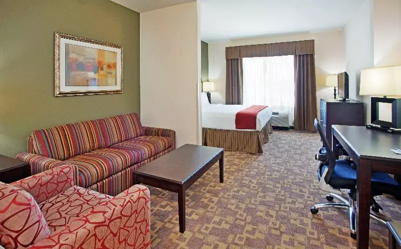 キングサイズベッドのエクゼクティブ, Holiday Inn Express Hotel & Suites Topeka North By Ihg