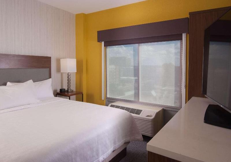 מיטת קינג בסוויטה, Home2 Suites By Hilton Atlanta Perimeter Center