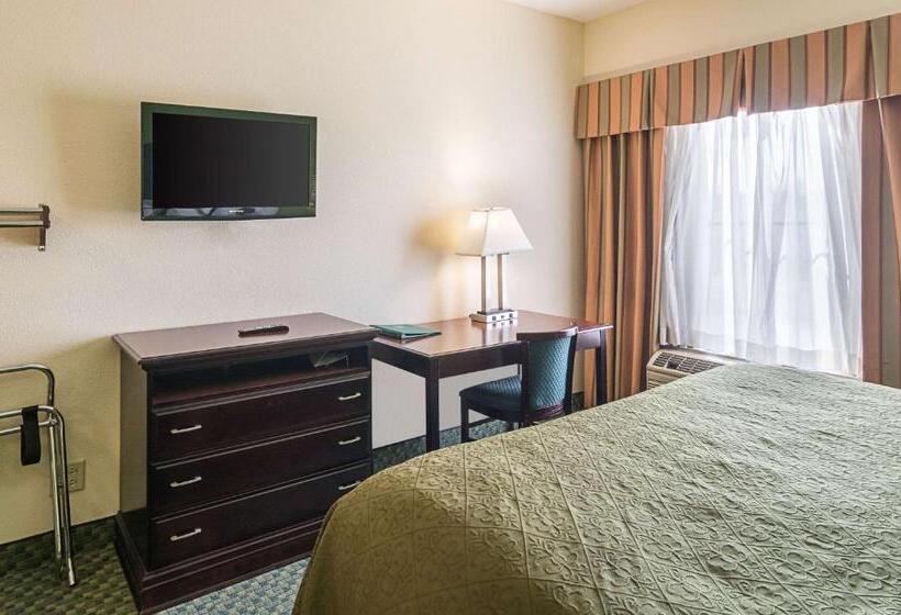 جناح لذوى الاحتياجات الخاصة, Quality Inn & Suites Near I 80 And I 294