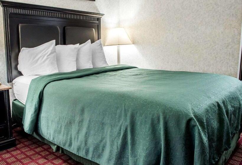 标准间, Quality Inn & Suites North Gibsonia